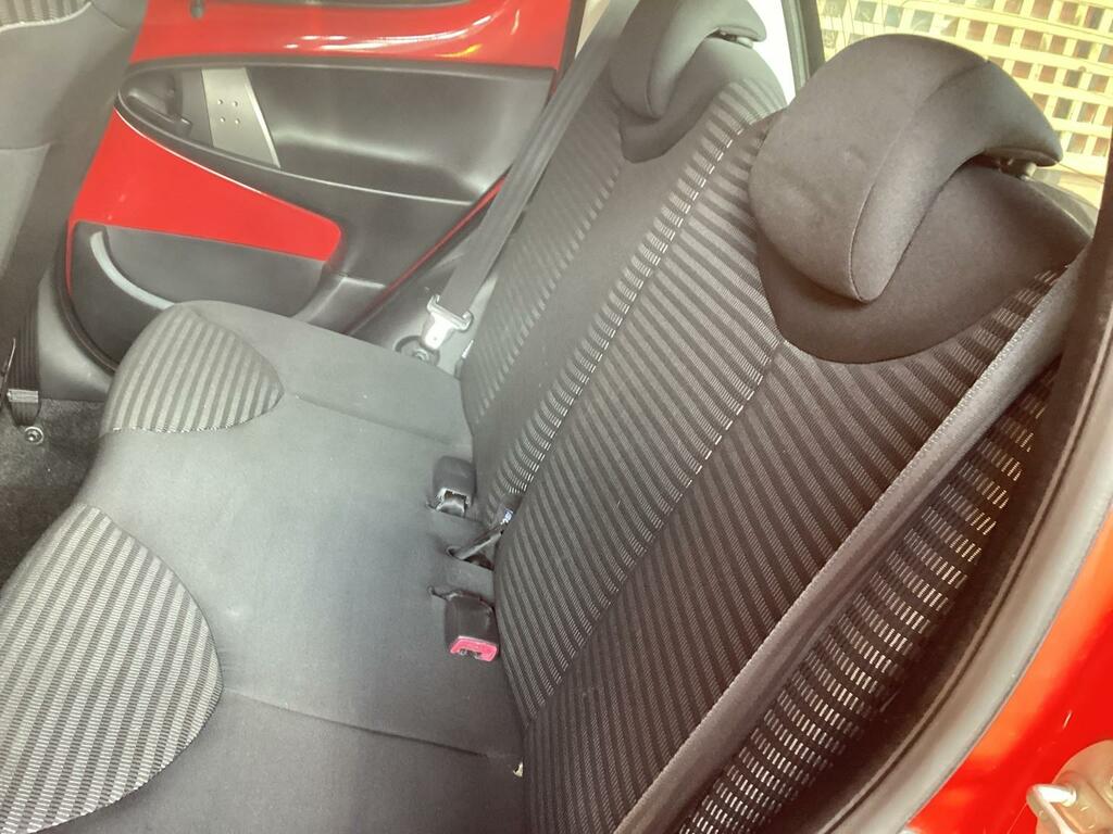 Peugeot 107 107 Allure Silver #13