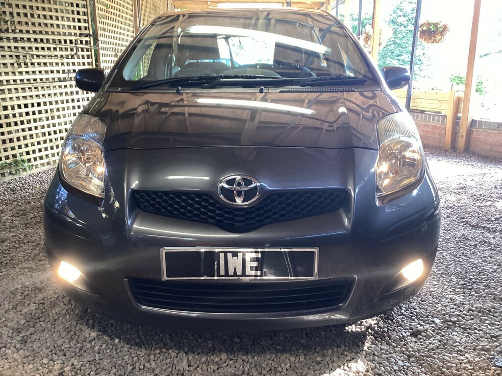 Toyota Yaris 1.3 Dual Vvt-i Tr Grey #5