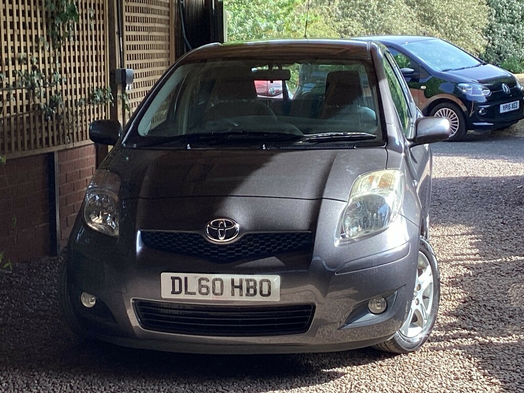 Toyota Yaris Sr Red #19