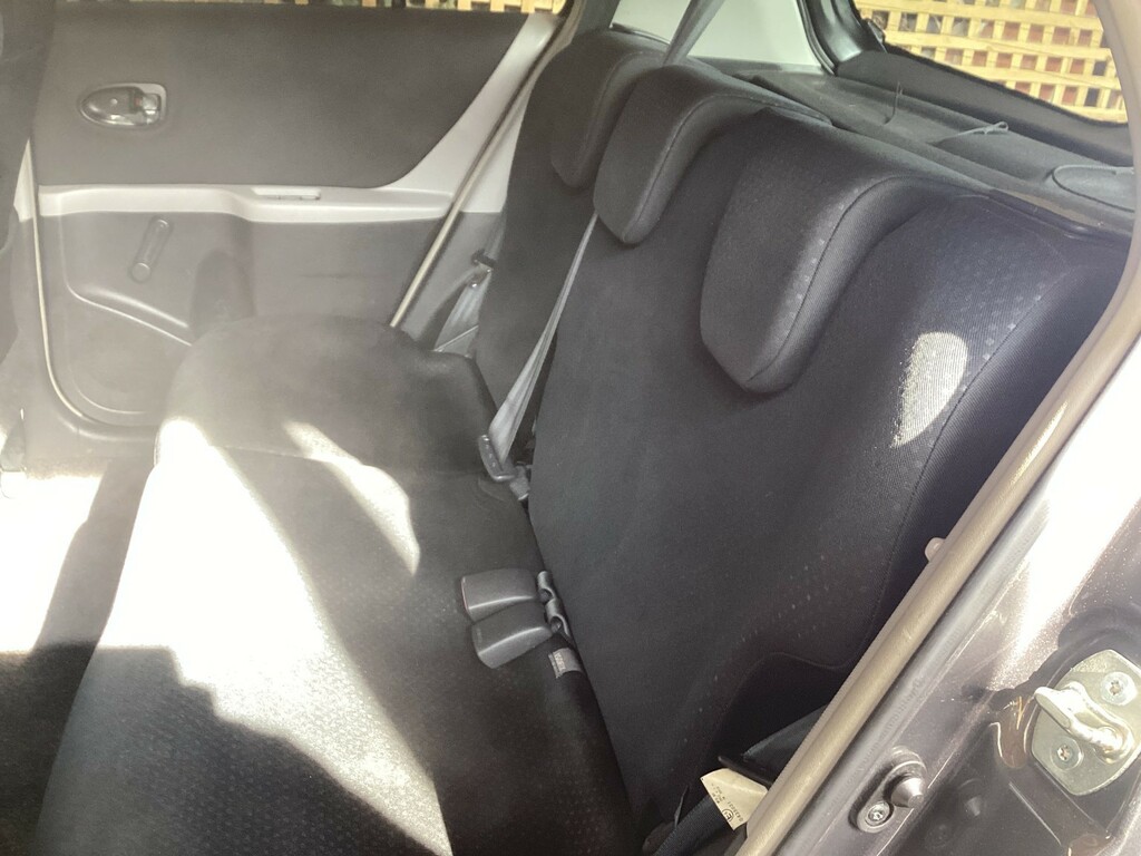 Toyota Yaris Sr Red #16