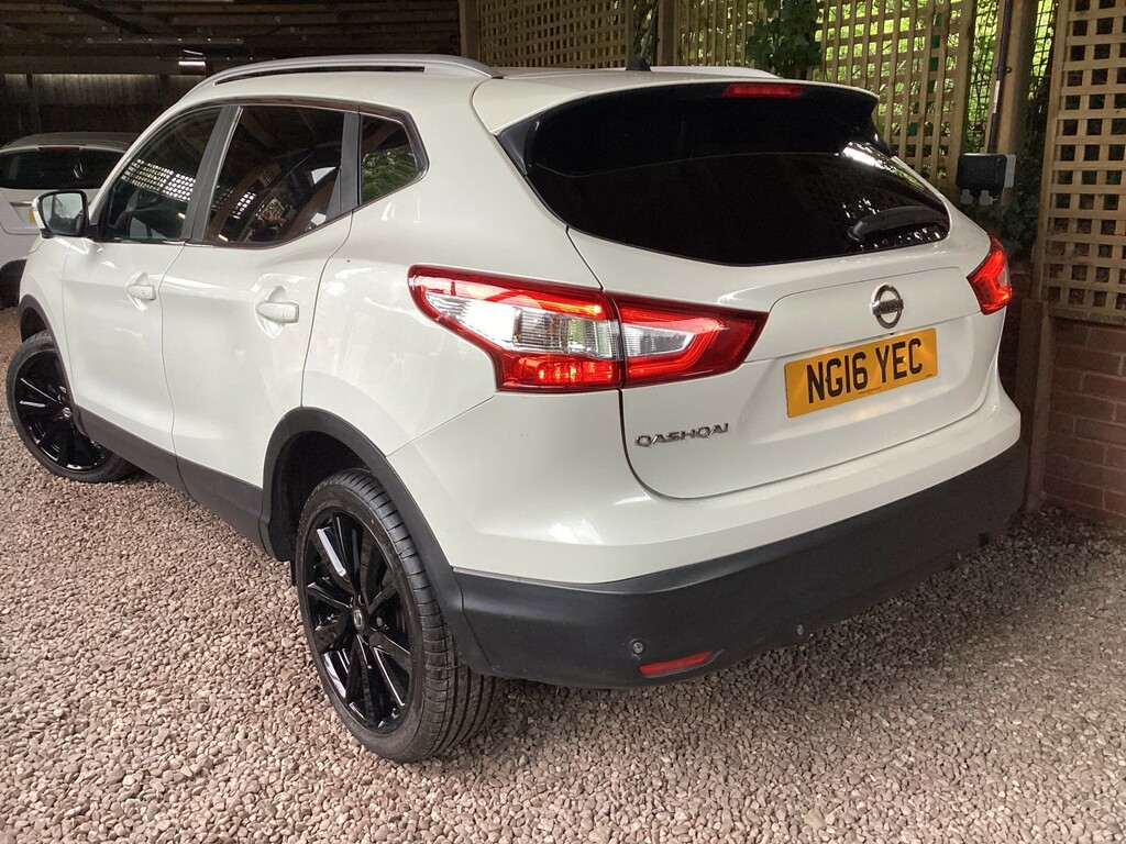 Nissan Qashqai 1.5 Dci Tekna White