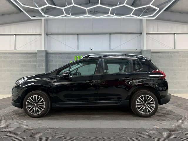 Peugeot 2008 2019 1.2 Puretech Active Suv Eur Black #3