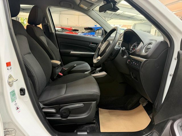 Suzuki Vitara 2023 1.5 Sz-t Suv Hybrid Ags Euro FH23LLZ White #5