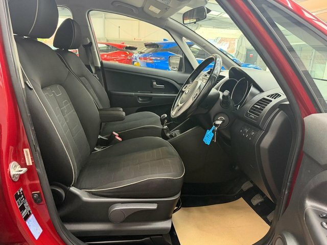 Kia Venga 2015 1.4 Crdi 2 Mpv Euro 5 89 B Red #5