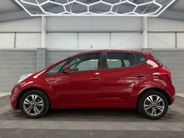 Kia Venga 2015 1.4 Crdi 2 Mpv Euro 5 89 B Red #3