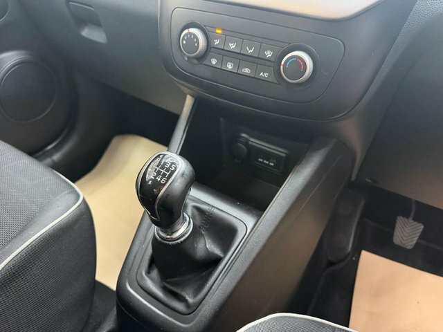Kia Venga 1.6 Ecodynamics 3 White #20