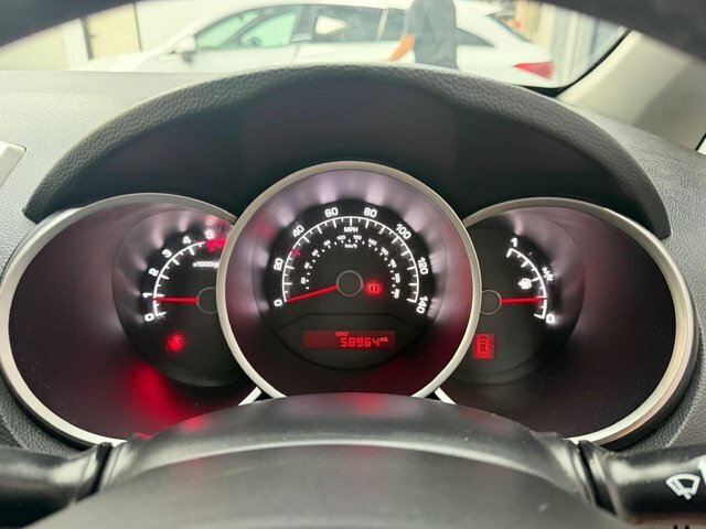 Kia Venga 1.6 Ecodynamics 3 White #17