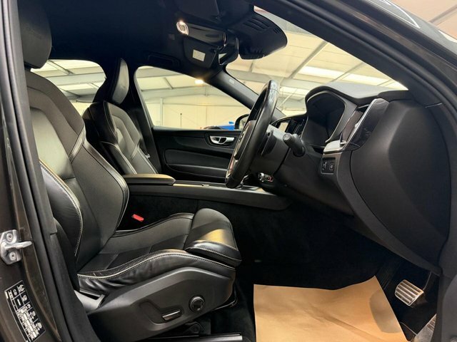 Volvo XC60 2020 2.0 T5 R-design Suv Awd Euro Grey #5