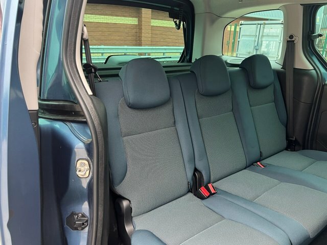 Citroen Berlingo 2017 1.6Hdi Feel Edition 98 Bhp Wheelchair Grey #31