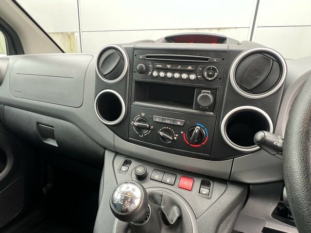 Citroen Berlingo 2017 1.6Hdi Feel Edition 98 Bhp Wheelchair Grey #26