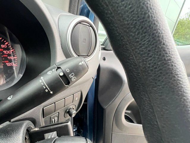 Citroen Berlingo 2017 1.6Hdi Feel Edition 98 Bhp Wheelchair Grey #44