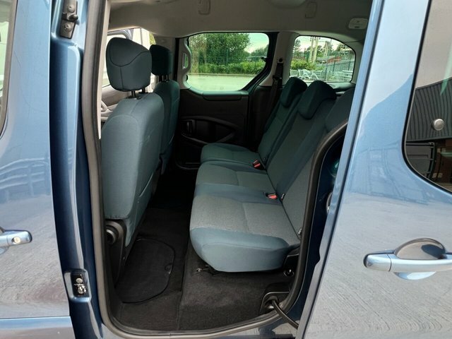 Citroen Berlingo 2017 1.6Hdi Feel Edition 98 Bhp Wheelchair Grey #36