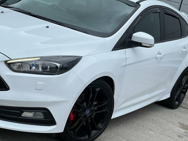 Ford Focus 2016 2.0 Tdci St-3 Hatchback Eur SN66OWW White #5