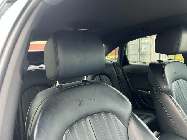 Audi A6 Saloon Saloon 2.0 Blue #25