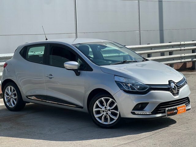 Renault Clio 2018 1.2 16V Dynamique Nav Hatchback Ma SB67PMV Silver