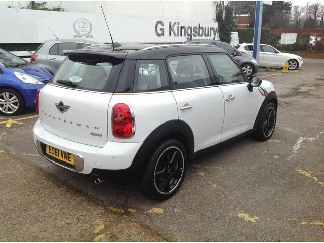 Mini Countryman White #8