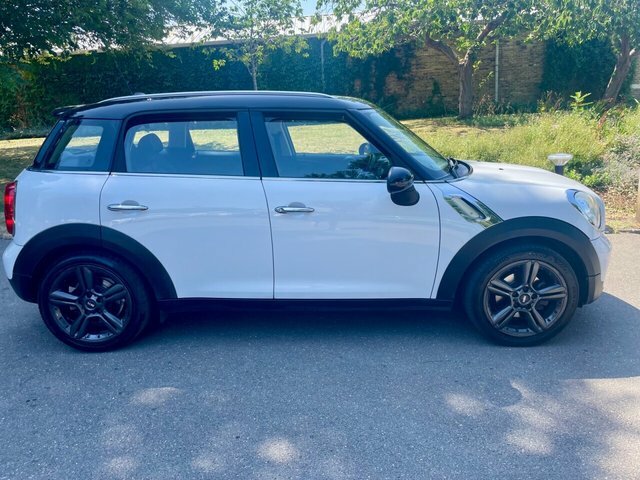 Mini Countryman Suv White #4