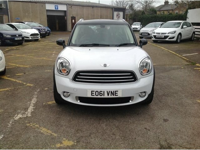 Mini Countryman White #7
