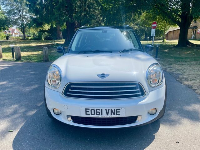 Mini Countryman Suv White #2