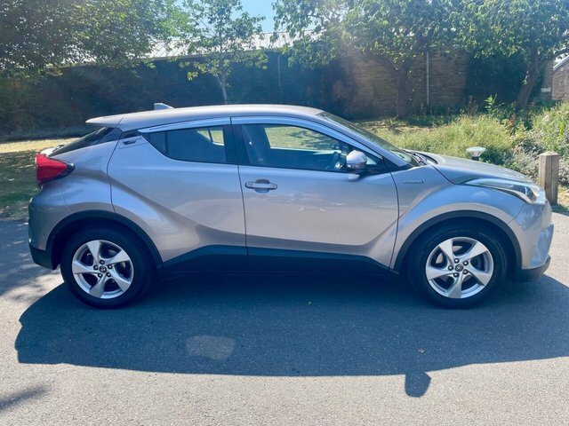 Toyota C-Hr Suv Silver #4