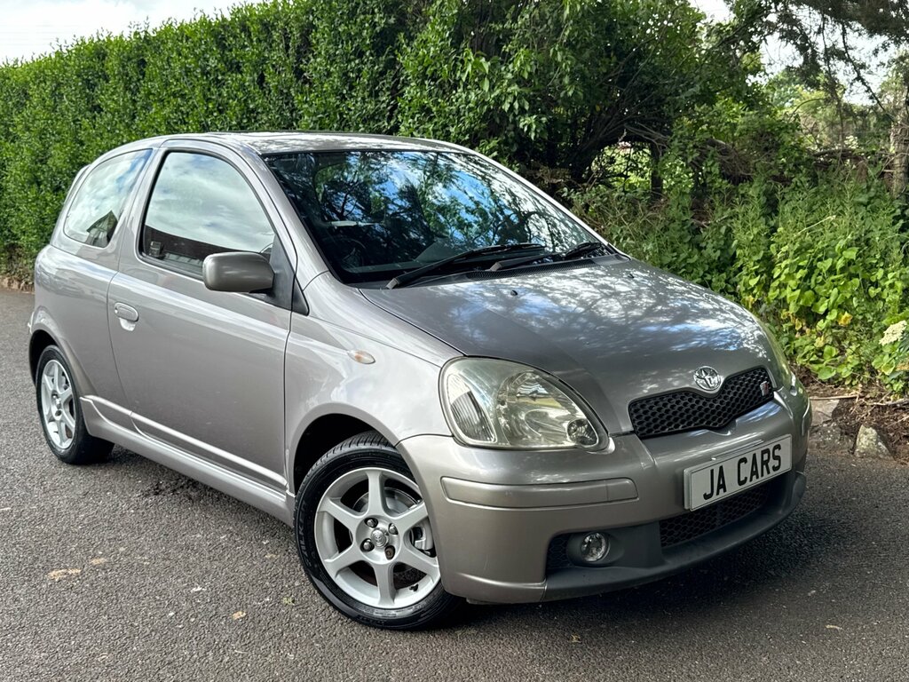 Toyota Yaris 1.5 Vvt-i T Sport Hatchback 162 Silver