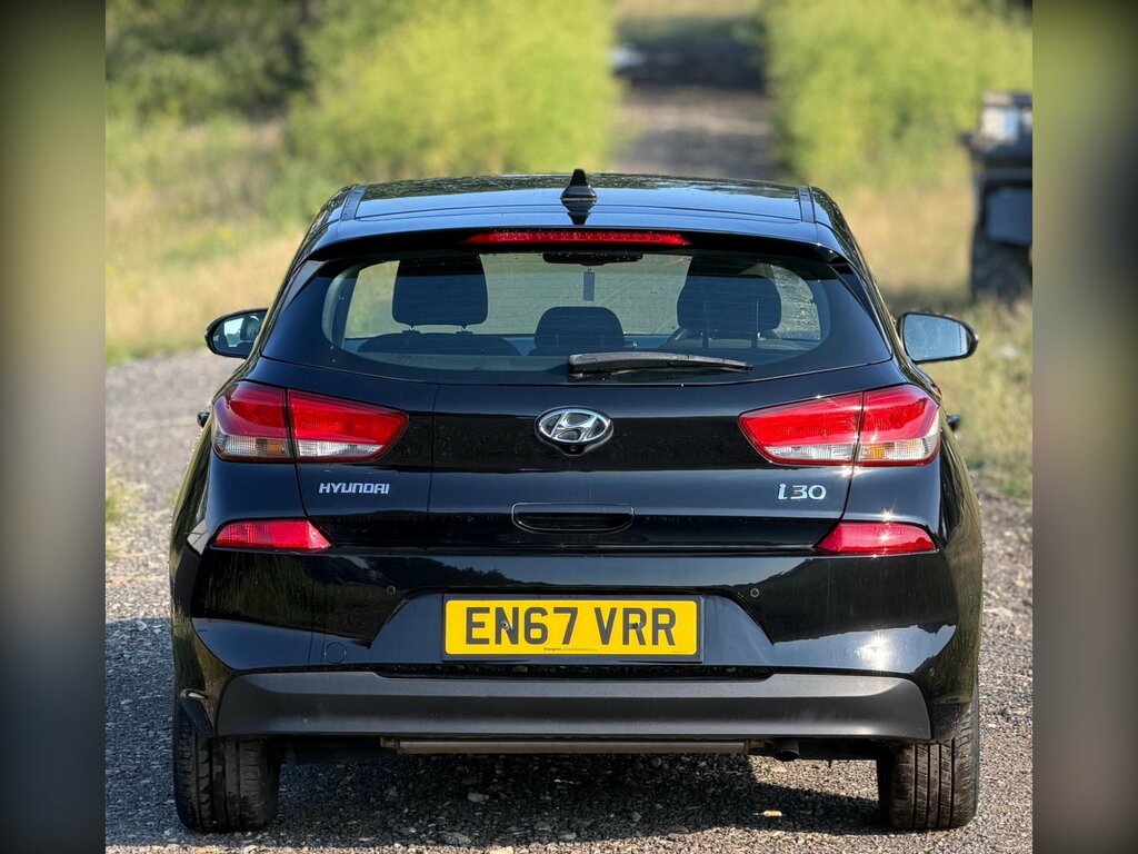 Hyundai I30 1.0 T-gdi Blue Drive Se Euro 6 Ss Black #5
