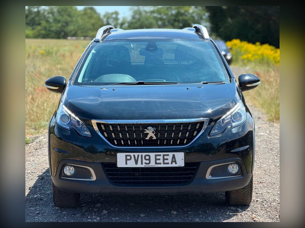 Peugeot 2008 1.2 Puretech Signature Euro 6 Ss Black #2
