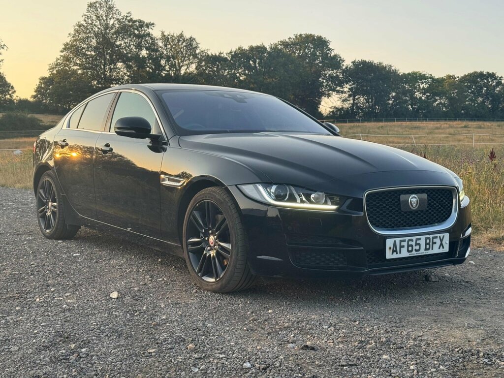 Jaguar XE 2.0D Portfolio Euro 6 Ss Black #4