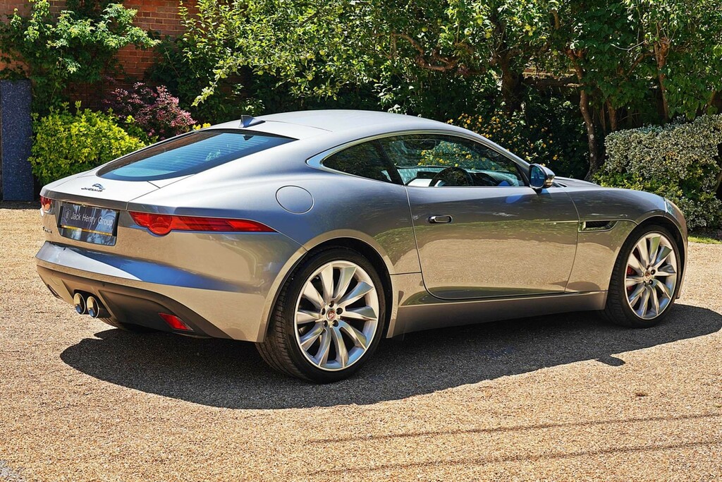 Jaguar F-Type V6 Auto SV64LKO #6