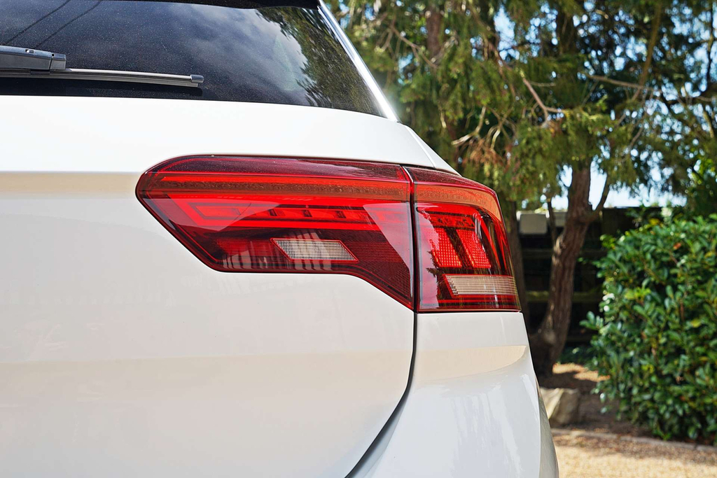 Volkswagen T-Roc R-line Tsi GF22HTU  #5