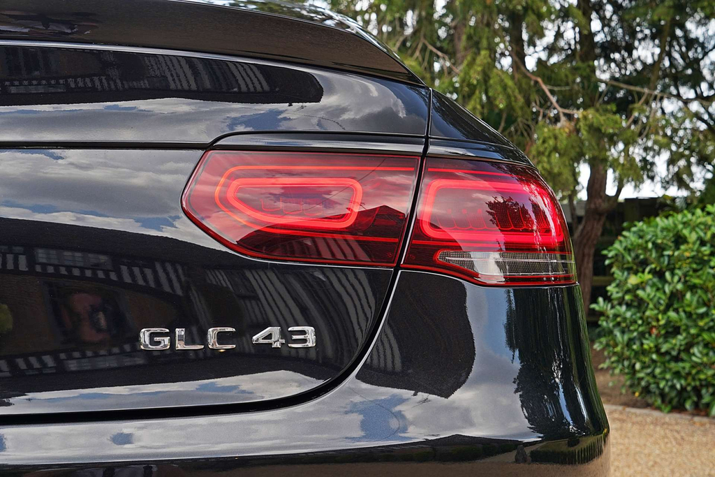Mercedes-Benz GLC Class Premium 4Matic 4Wd BW69EDK Black #5