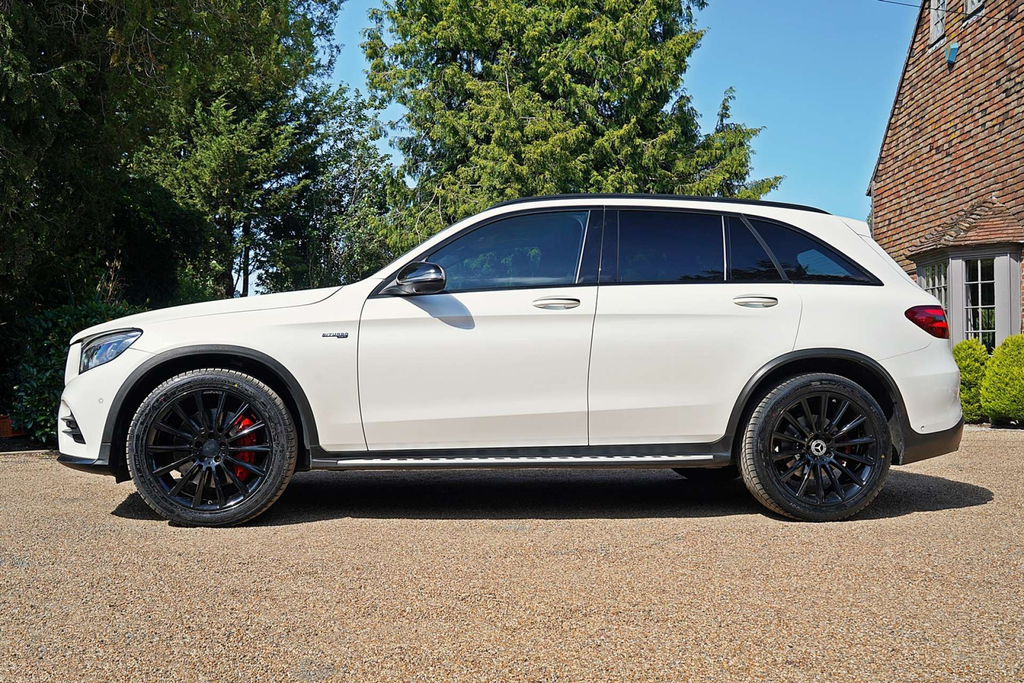 Mercedes-Benz GLC Class 4Matic Premium 4Wd FE18ZKT White #2