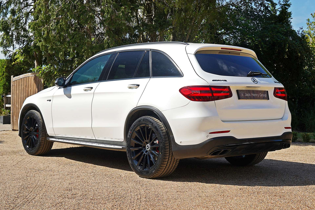 Mercedes-Benz GLC Class 4Matic Premium 4Wd FE18ZKT White #3