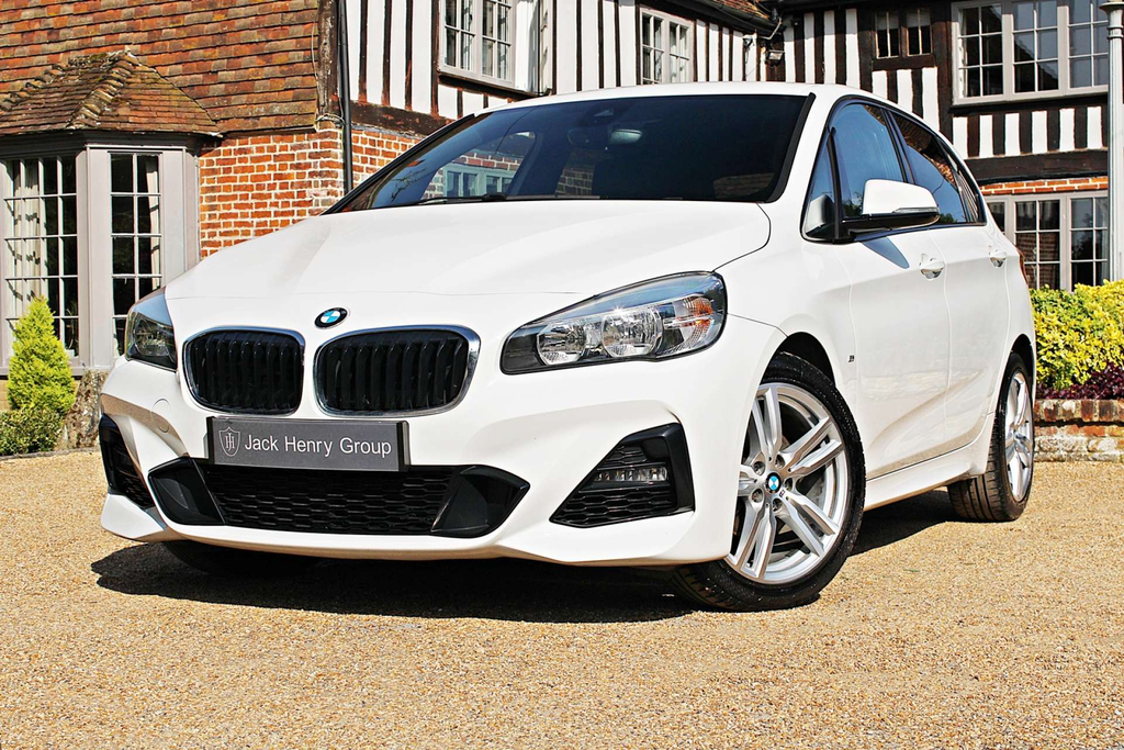 BMW 2 Series M Sport White