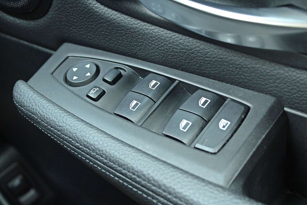 BMW 2 Series 1.5 216D Se Mpv Dct Euro 6 Ss 116 P Black #27