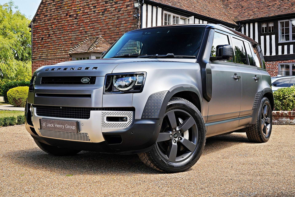 Land Rover Defender 110 D300 Mhev Hse Hard Top Suv 4Wd Mwb Eur