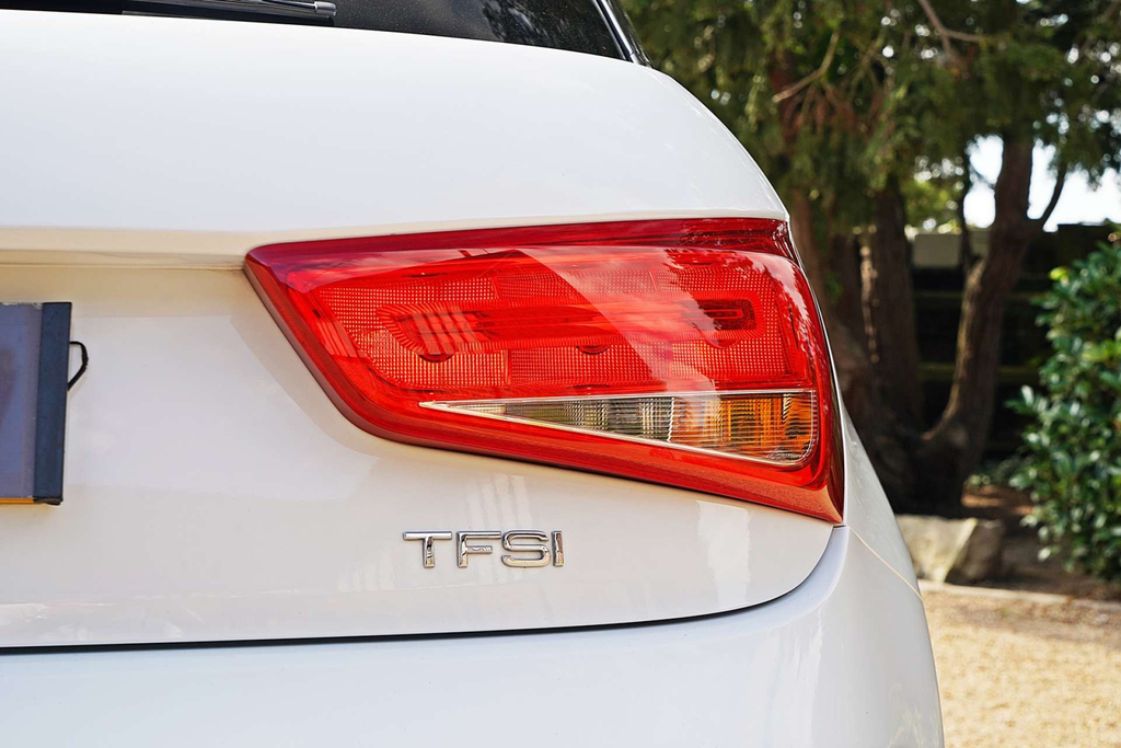 Audi A1 Sportback Tfsi Sport  #5