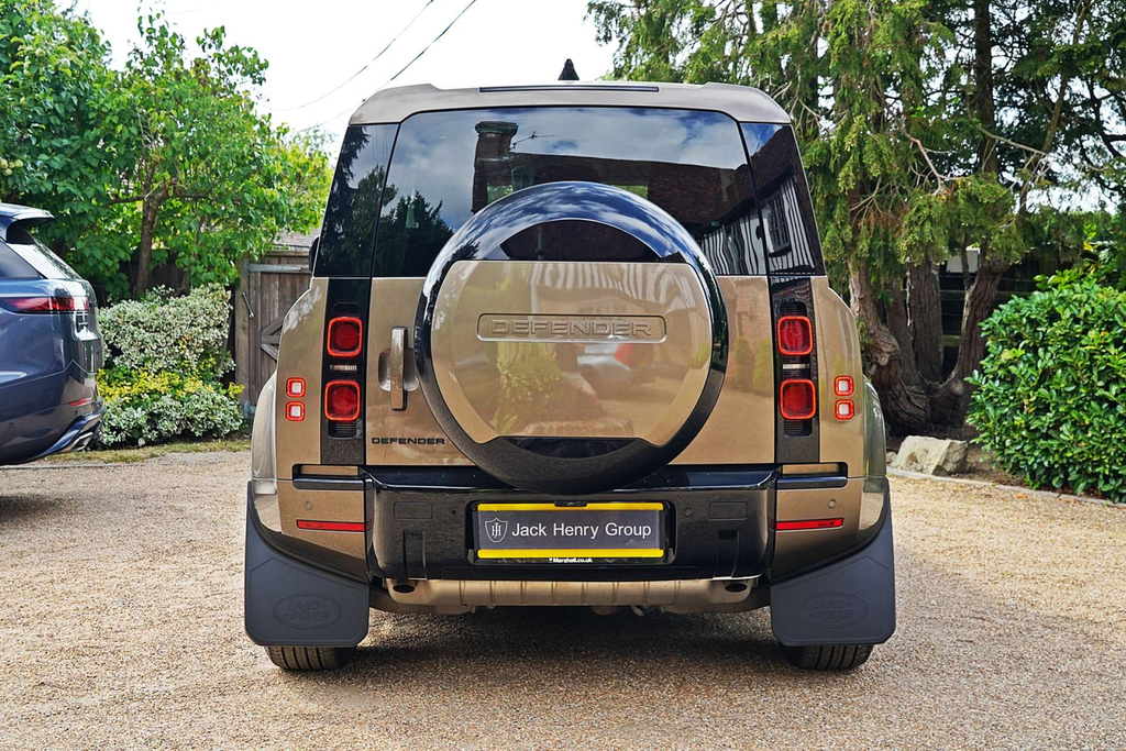 Land Rover Defender Xs Edition Mhev 4Wd #4