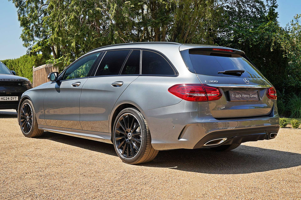 Mercedes-Benz 300 C Amg Line Premium  #3