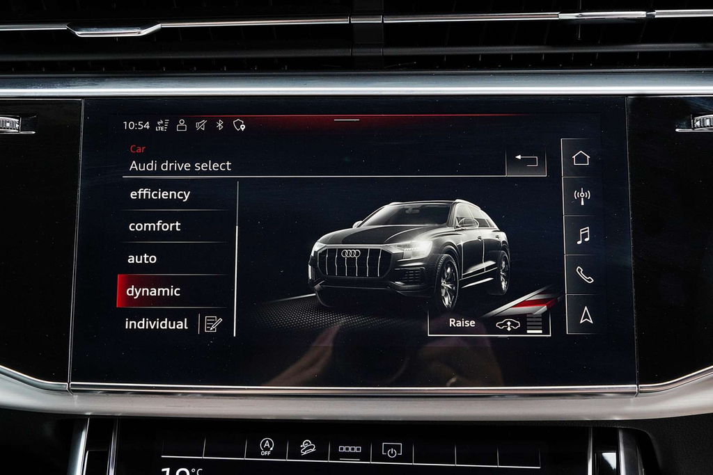 Audi Q8 Carbon Black 600 Ps Tiptronic White #25