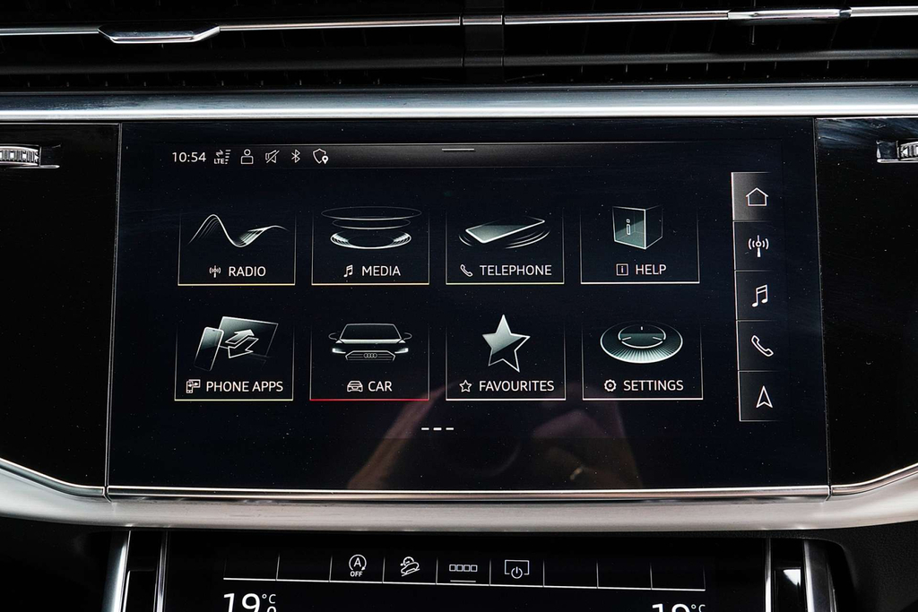 Audi Q8 Carbon Black 600 Ps Tiptronic White #22