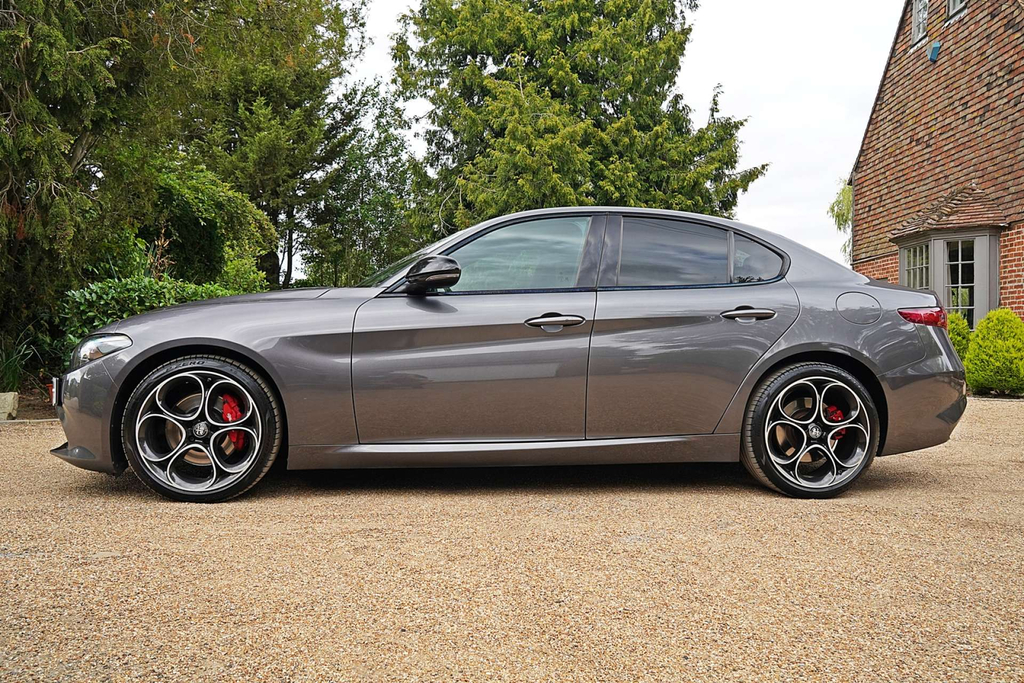 Alfa Romeo Giulia Veloce Tb Grey #2