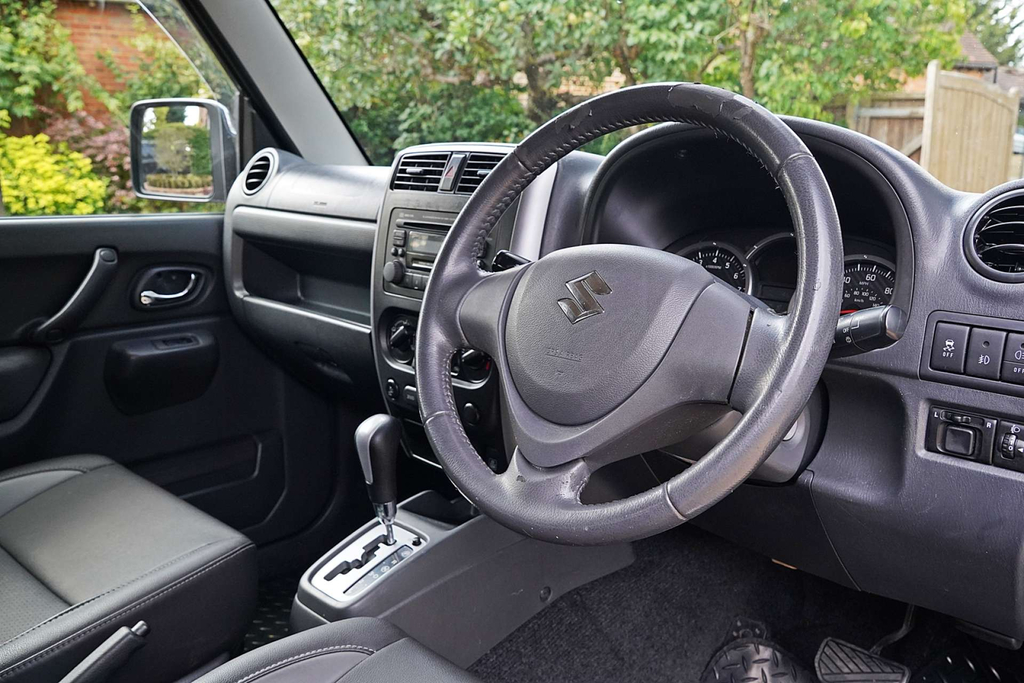 Suzuki Jimny Suv Silver #17