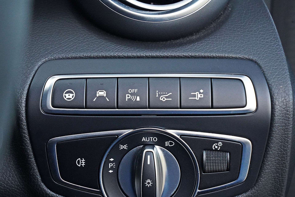 Mercedes-Benz C Class C43 4Matic Premium Plus 9G-tronic Black #32