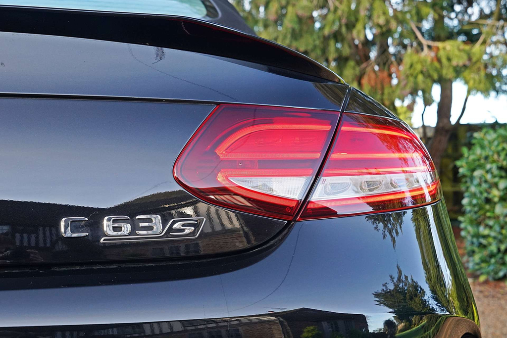 Mercedes-Benz C Class Night Edition Premium #6