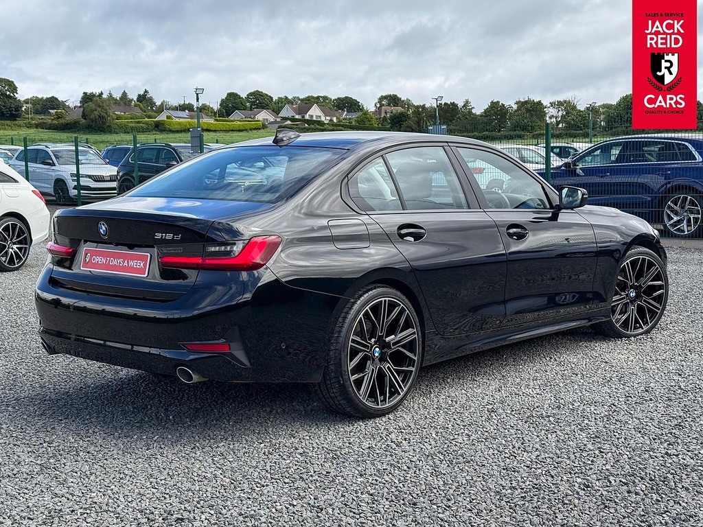 BMW 3 Series Saloon LG21AGM Black #4