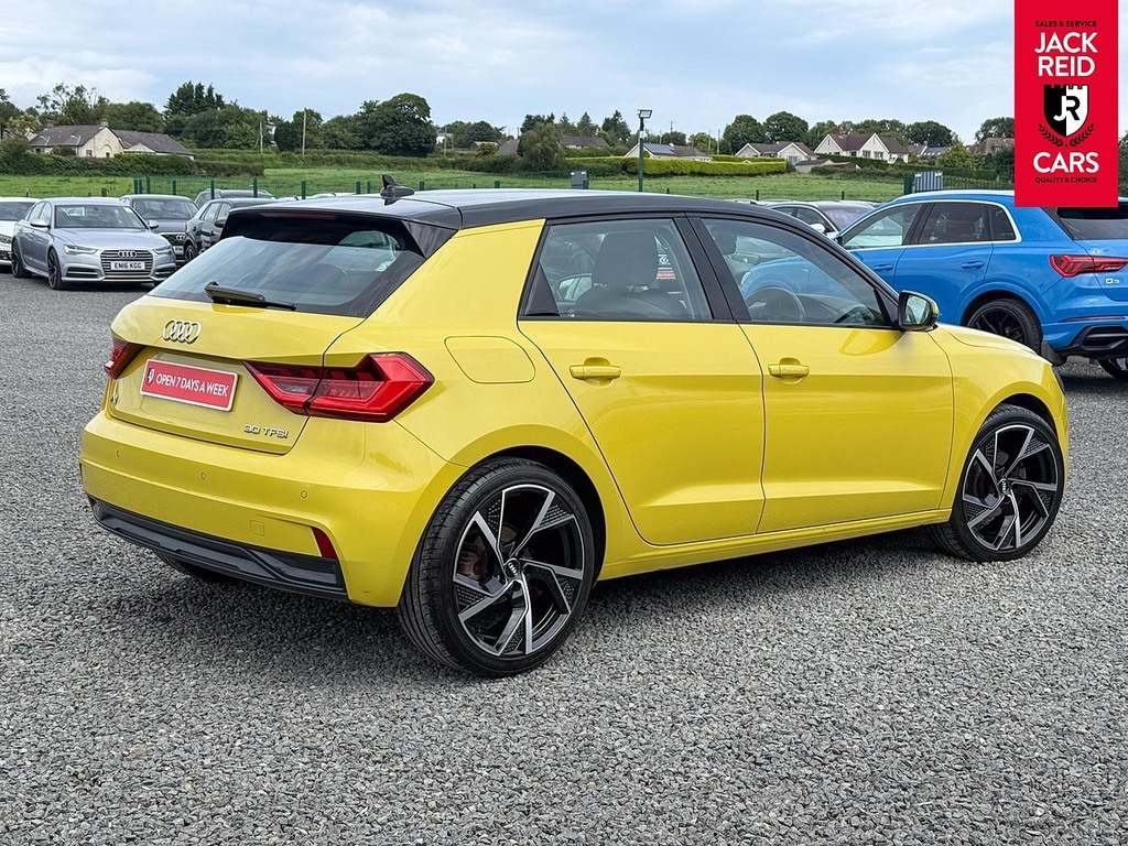 Audi A1 Hatchback WU22JTZ Black #4