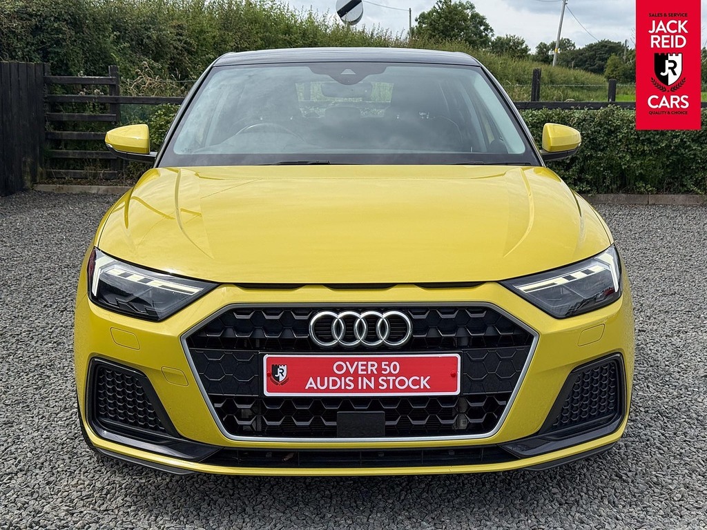 Audi A1 Hatchback WU22JTZ Black #6