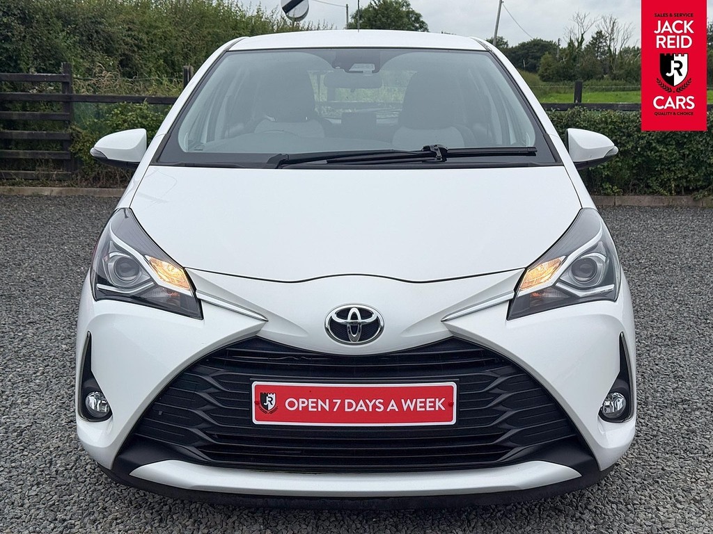 Toyota Yaris 1.5 Vvt-i Icon #6