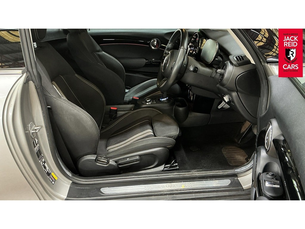 Mini Electric Hatchback Silver #2